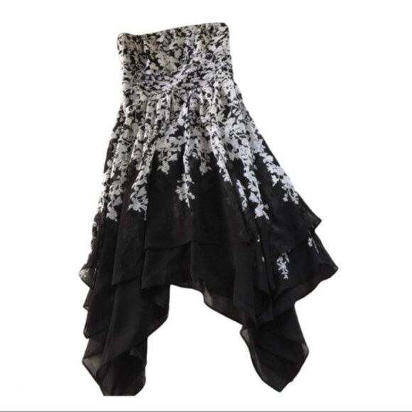 White House Black Market Strapless Handkerchief Dress size 2 - Picture 3 of 6